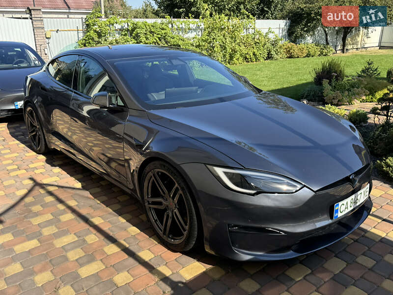 Лифтбек Tesla Model S 2022 в Черкассах