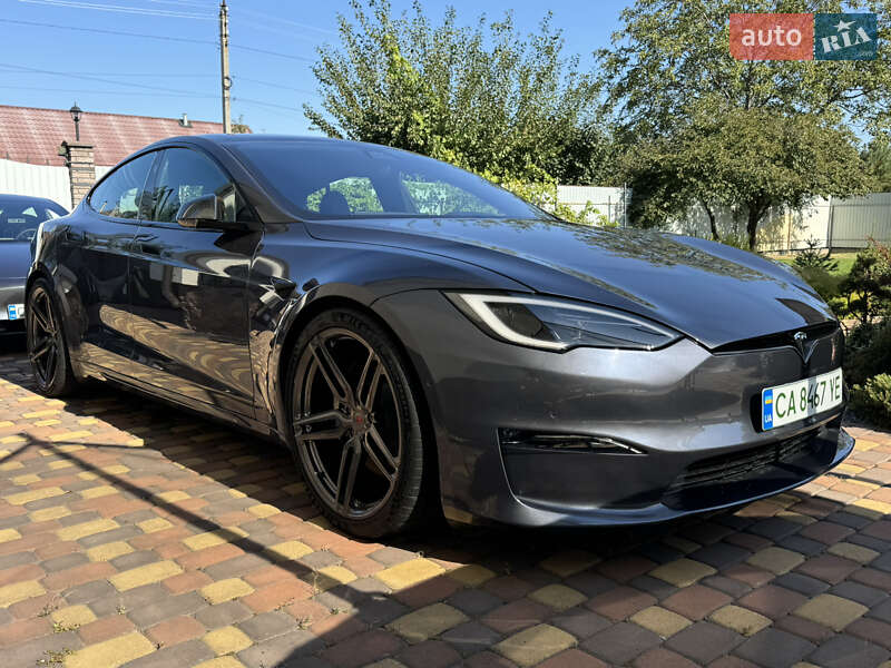 Лифтбек Tesla Model S 2022 в Черкассах