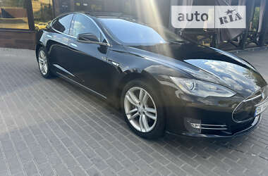 Tesla Model S  2014