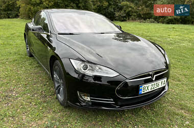 Tesla Model S  2013