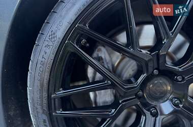 Лифтбек Tesla Model S 2015 в Львове