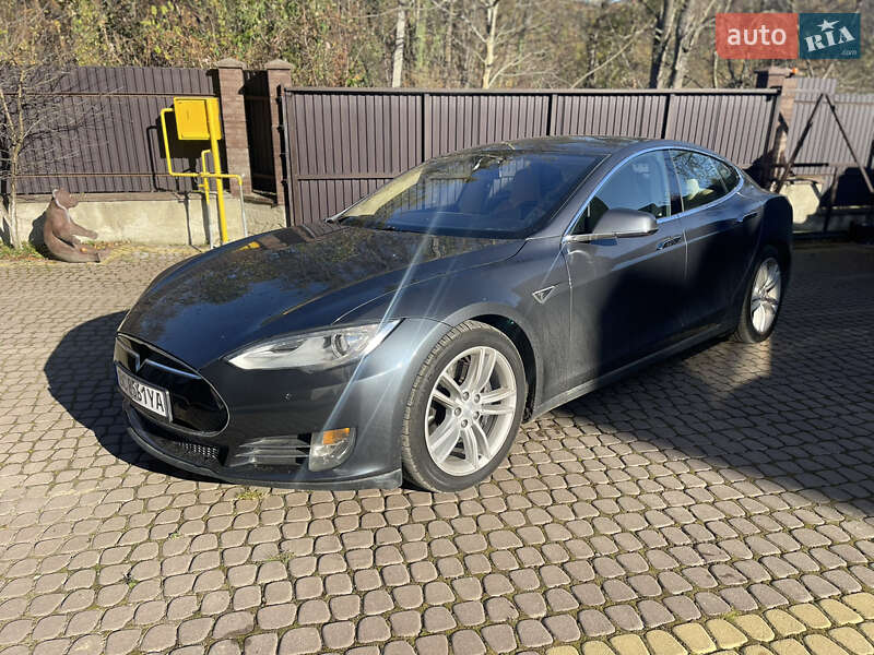 Tesla Model S 2016 Tesla Model S 2016