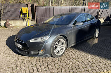 Tesla Model S  2016