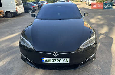 Tesla Model S 2018