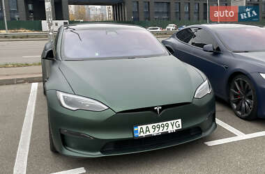 Tesla Model S  2022