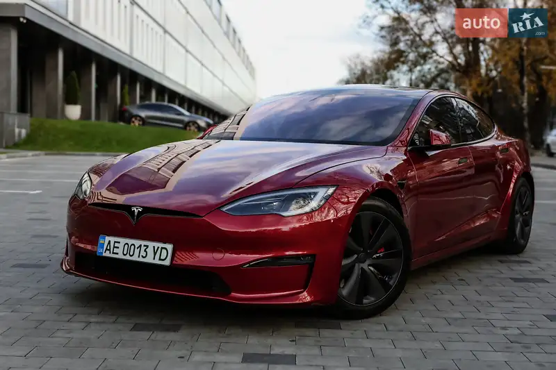 Tesla Model S