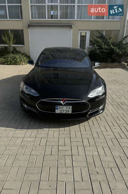 Tesla Model S  2015