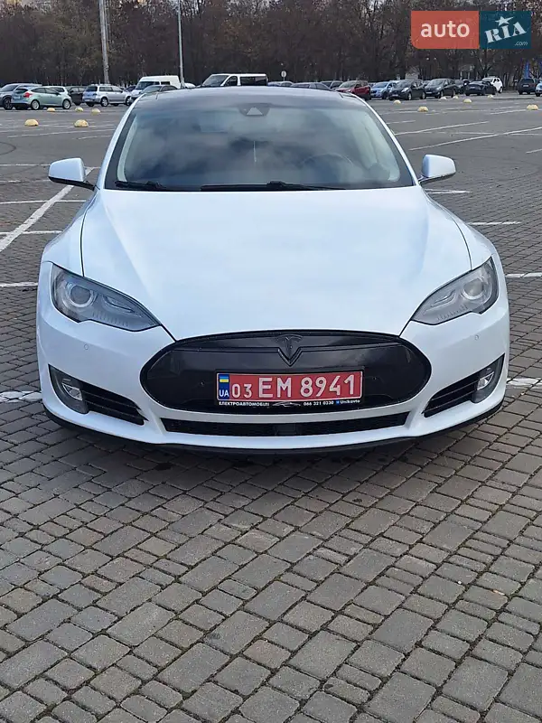 Tesla Model S
