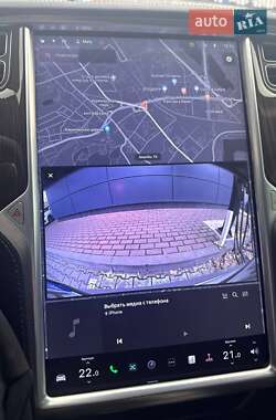 Ліфтбек Tesla Model S 2013 в Києві