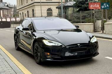Tesla Model S  2016