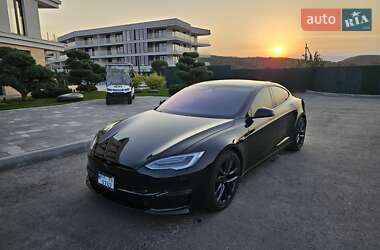 Tesla Model S  2021