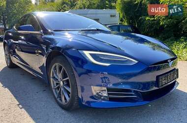 Tesla Model S  2017