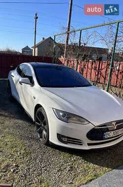 Tesla Model S  2014