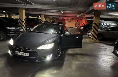 Tesla Model S  2014