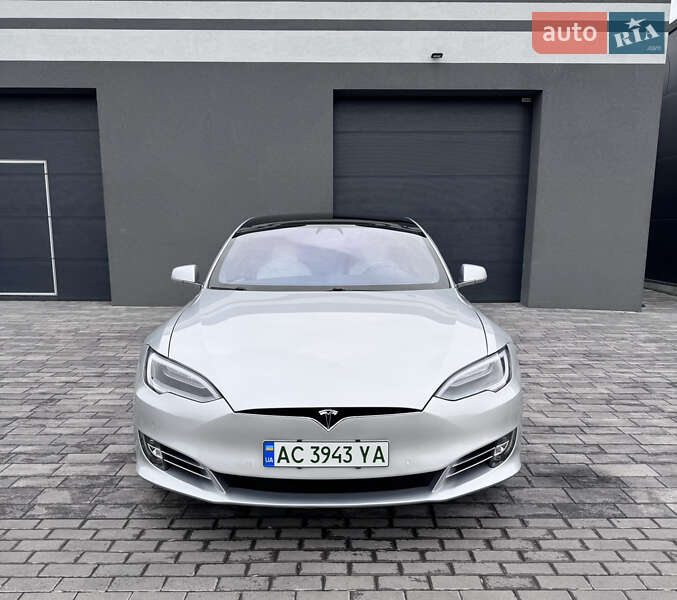 Ліфтбек Tesla Model S 2018 в Луцьку фото 14 Ліфтбек Tesla Model S 2018 в Луцьку