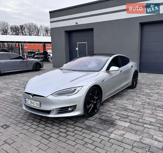 Ліфтбек Tesla Model S 2018 в Луцьку фото 2 Ліфтбек Tesla Model S 2018 в Луцьку