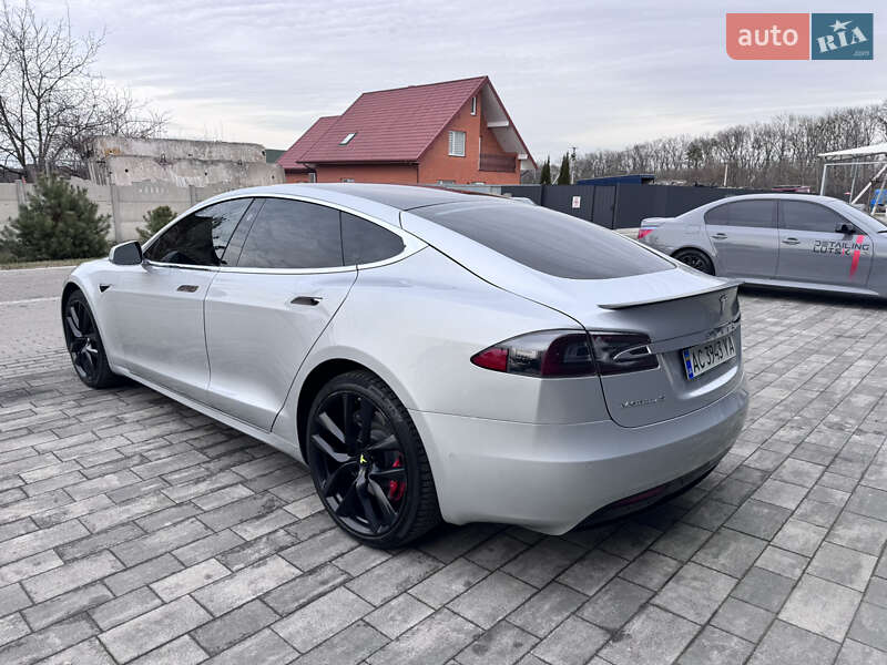 Ліфтбек Tesla Model S 2018 в Луцьку фото 11 Ліфтбек Tesla Model S 2018 в Луцьку