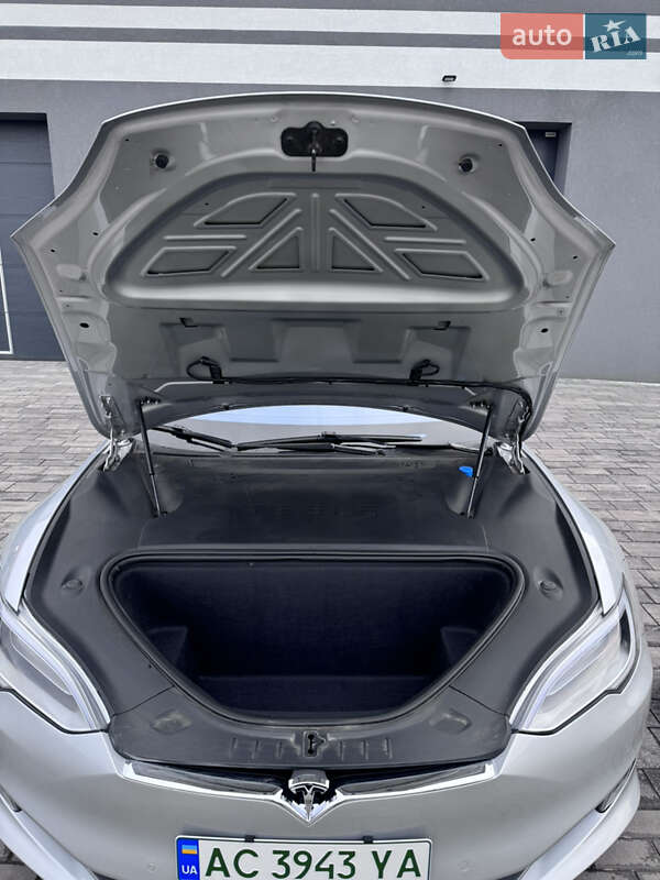 Ліфтбек Tesla Model S 2018 в Луцьку фото 20 Ліфтбек Tesla Model S 2018 в Луцьку
