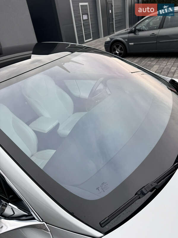 Ліфтбек Tesla Model S 2018 в Луцьку фото 9 Ліфтбек Tesla Model S 2018 в Луцьку