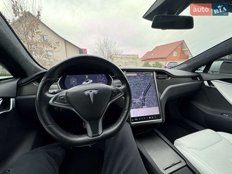 Ліфтбек Tesla Model S 2018 в Луцьку фото 52 Ліфтбек Tesla Model S 2018 в Луцьку