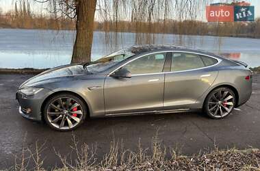 Tesla Model S 2013