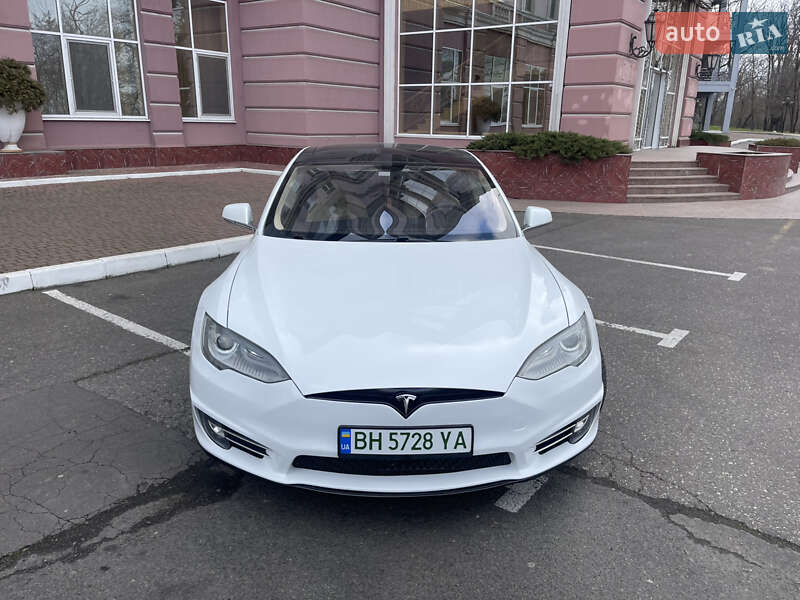 Лифтбек Tesla Model S 2012 в Одессе