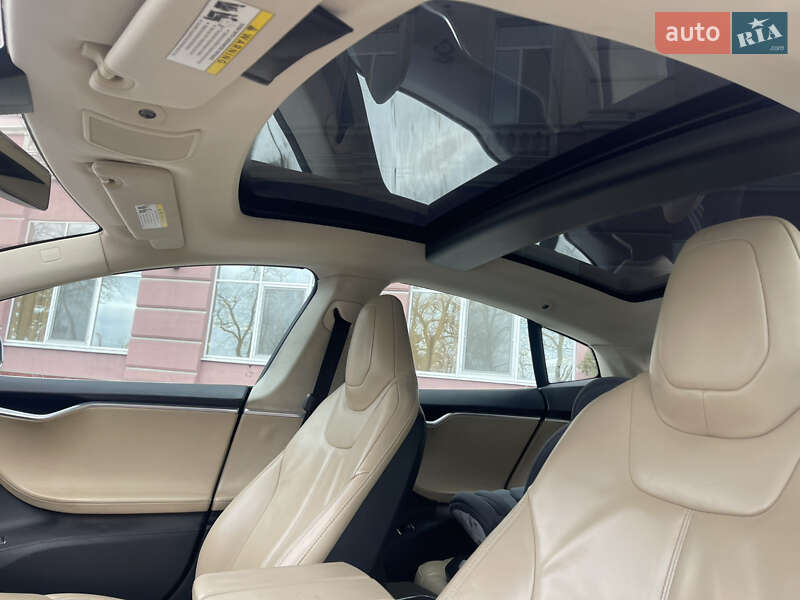Лифтбек Tesla Model S 2012 в Одессе