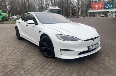 Tesla Model S  2022