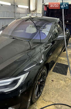 Tesla Model S  2017