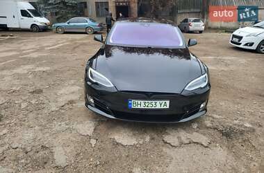 Tesla Model S  2016