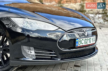 Лифтбек Tesla Model S 2014 в Тернополе фото 17 Лифтбек Tesla Model S 2014 в Тернополе