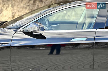 Лифтбек Tesla Model S 2014 в Тернополе фото 22 Лифтбек Tesla Model S 2014 в Тернополе
