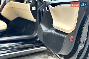 Лифтбек Tesla Model S 2014 в Тернополе фото 46 Лифтбек Tesla Model S 2014 в Тернополе