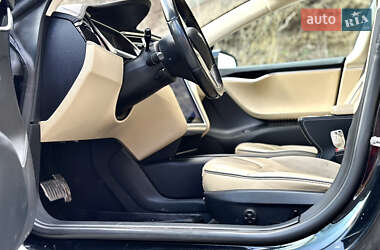 Лифтбек Tesla Model S 2014 в Тернополе фото 47 Лифтбек Tesla Model S 2014 в Тернополе
