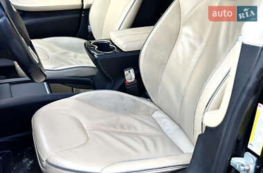 Лифтбек Tesla Model S 2014 в Тернополе фото 49 Лифтбек Tesla Model S 2014 в Тернополе