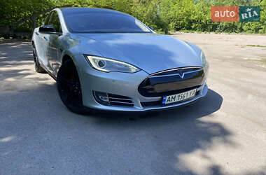 Tesla Model S  2014