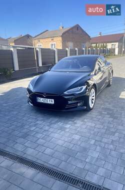 Tesla Model S 2018
