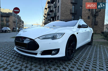 Tesla Model S  2013