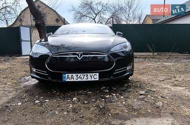 Tesla Model S  2013
