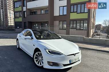 Tesla Model S  2016