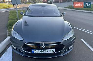 Tesla Model S  2013
