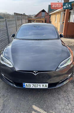 Tesla Model S  2016