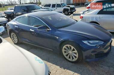 Tesla Model S S100D 2017