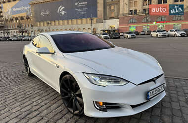 Tesla Model S  2017