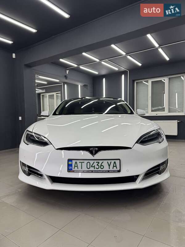 Ліфтбек Tesla Model S 2017 в Коломиї фото 7 Ліфтбек Tesla Model S 2017 в Коломиї