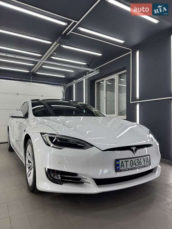 Tesla Model S 2017 Tesla Model S 2017