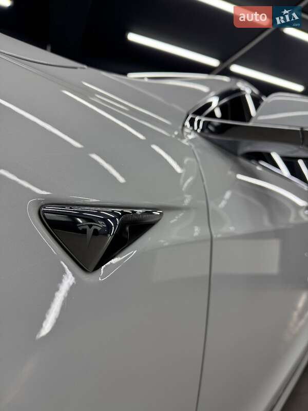 Ліфтбек Tesla Model S 2017 в Коломиї фото 13 Ліфтбек Tesla Model S 2017 в Коломиї