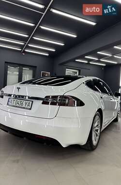 Ліфтбек Tesla Model S 2017 в Коломиї фото 11 Ліфтбек Tesla Model S 2017 в Коломиї