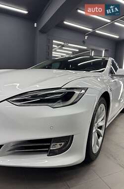 Ліфтбек Tesla Model S 2017 в Коломиї фото 12 Ліфтбек Tesla Model S 2017 в Коломиї