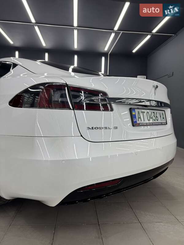 Ліфтбек Tesla Model S 2017 в Коломиї фото 19 Ліфтбек Tesla Model S 2017 в Коломиї